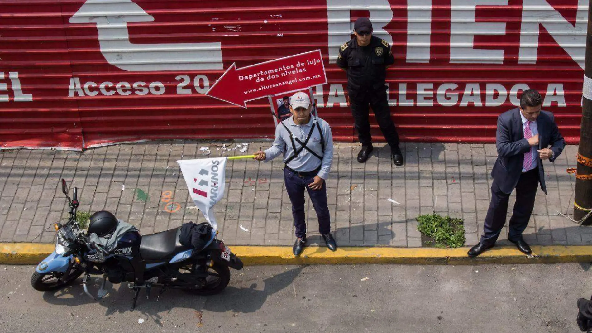 servicios no financieros avanzan-C